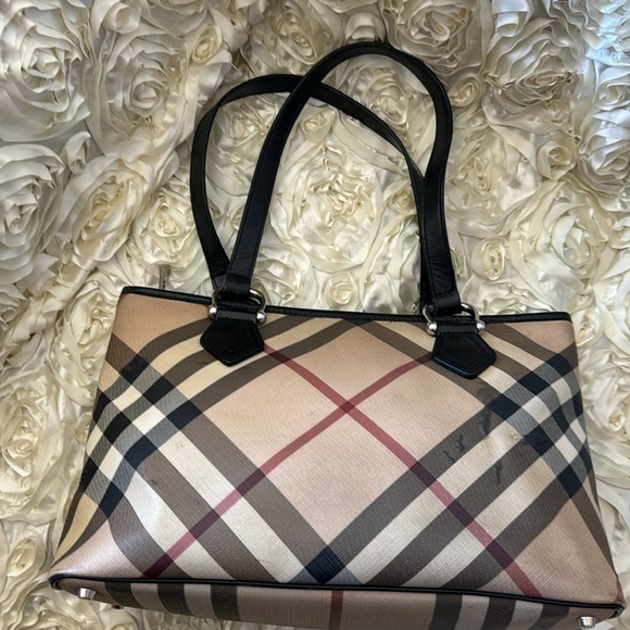 Authentic Burberry shoulder bag - Picture 4 of 17
